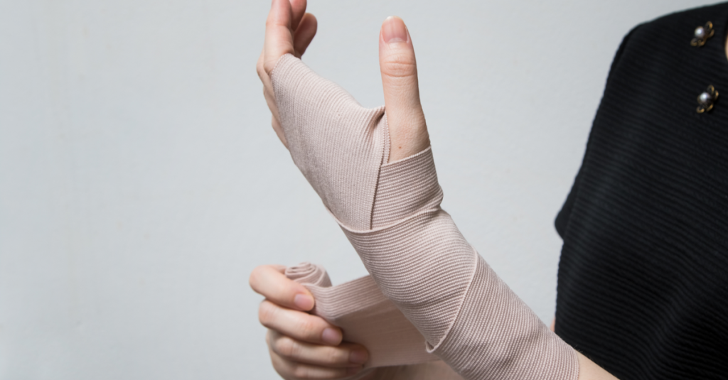 647888ca92d03e3fca3f2315 Header