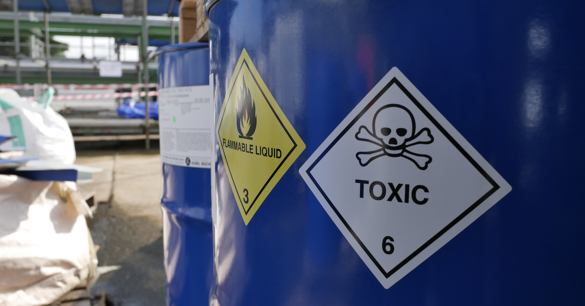 5 Keys to Ensure Employee Safety When Storing Hazardous Materials 4 blue barrel with toxic and flammable warnings